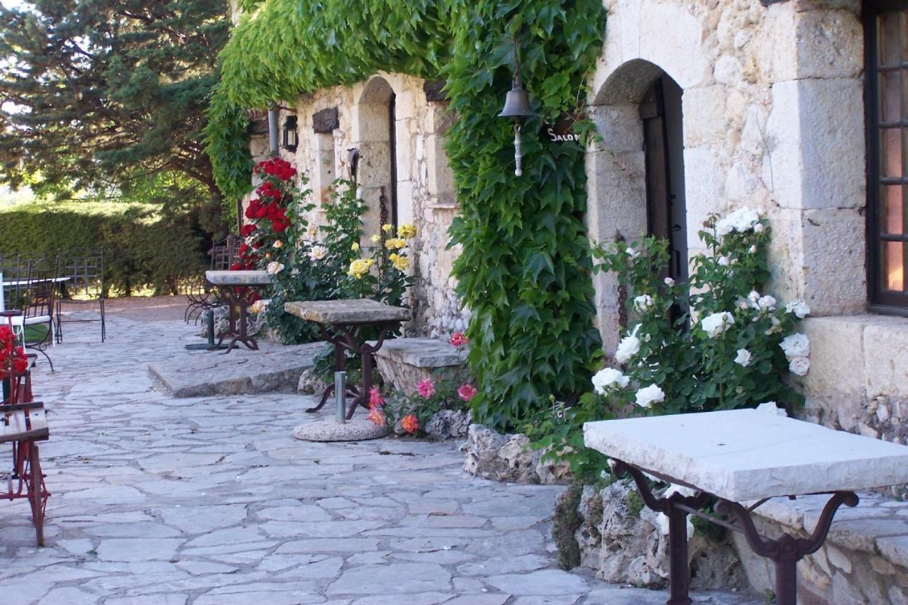 Hotel-Restaurant Le Moulin De La Camandoule Fayence Exterior foto